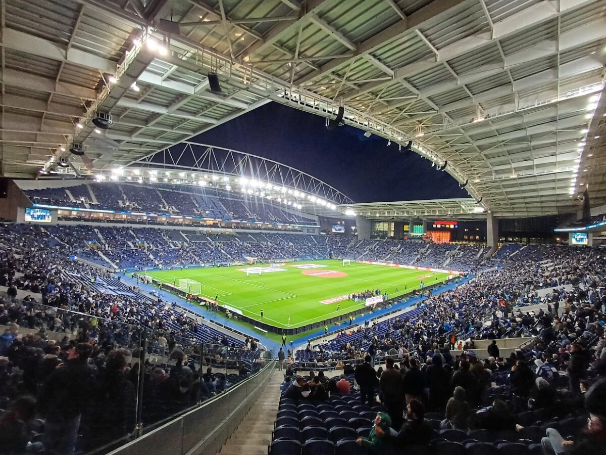 Porto - vzhůru za dobrou architekturou! - 10 estadio do dragao