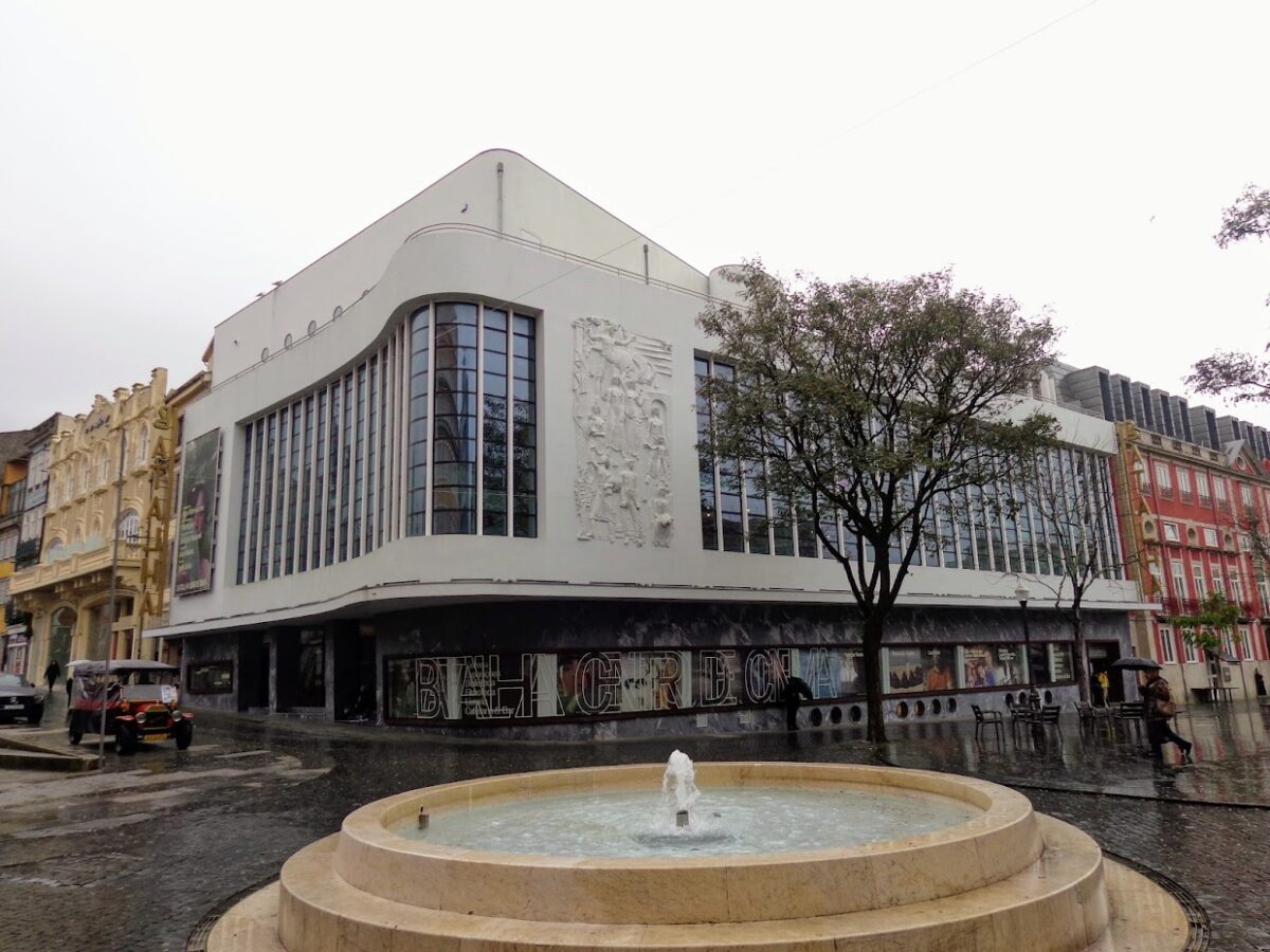 Porto - vzhůru za dobrou architekturou! - 3 batalha centro