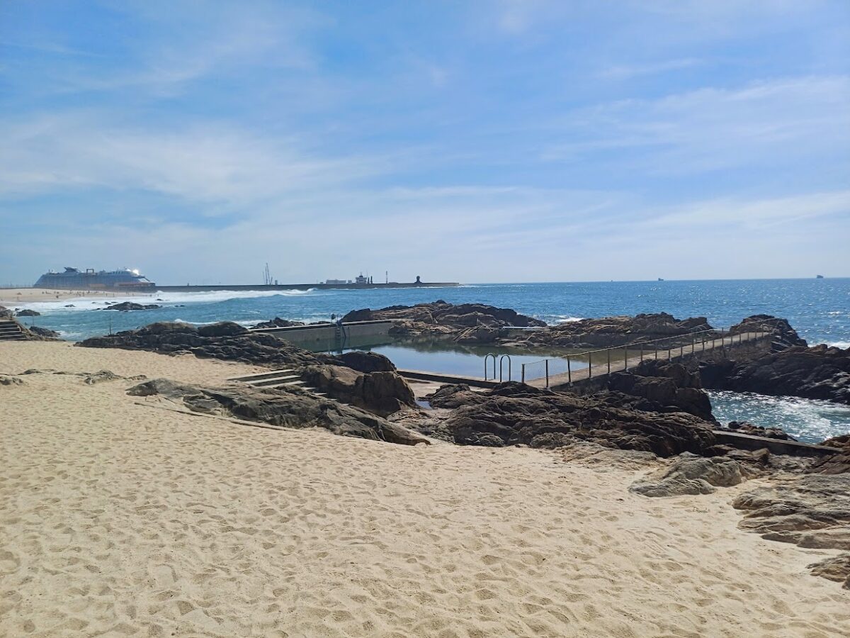 Porto - vzhůru za dobrou architekturou! - 6 piscina mares
